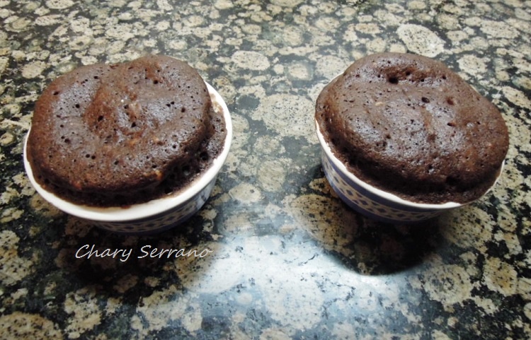 mugcake de chocolate con nueces