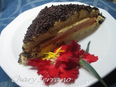 SANDWICH DULCE DE CREMA, MEMBRILLO Y CHOCOLATE