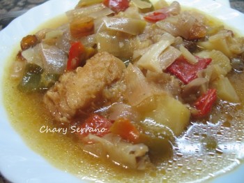 BACALAO REBOZADO Y GUISADO CON PATATAS Y VERDURAS