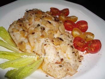 FILETES DE MERO CON AJOS Y ALMENDRAS