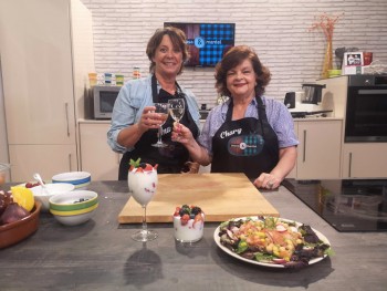 ENSALADA VEGANA DE GARBANZOS y un postre de yogur