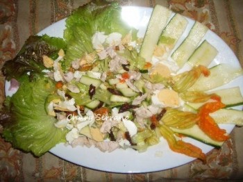 ENSALADA CON FLORES DE CALABACIN