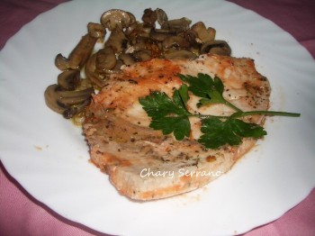 PEZ ESPADA CON CHAMPIÑONES Y BOLETUS