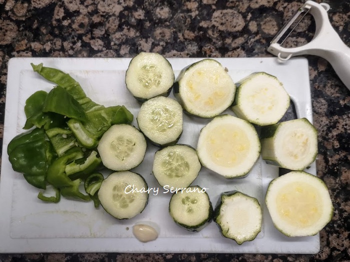 Gazpacho con calabacín, pimiento y pepino