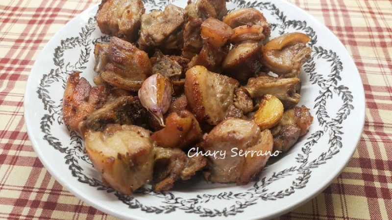 LECHÓN FRITO (COCHIFRITO, CUCHIFRITO)