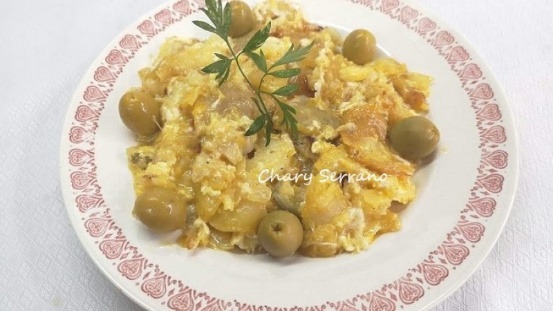 BACALAO DORADO, Bacalhau à Bráz . Receta portuguesa