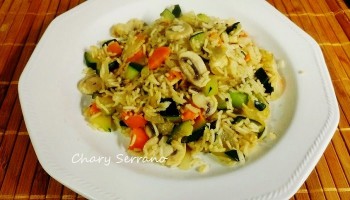 ARROZ ORIENTAL CON HORTALIZAS Y CHAMPIÑONES