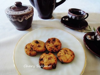 Cookies de trigo, arroz y avena, con trocitos de chocolate