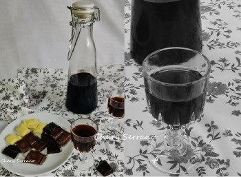 LICOR DE CAFÉ CON NARANJA Y ESPECIAS