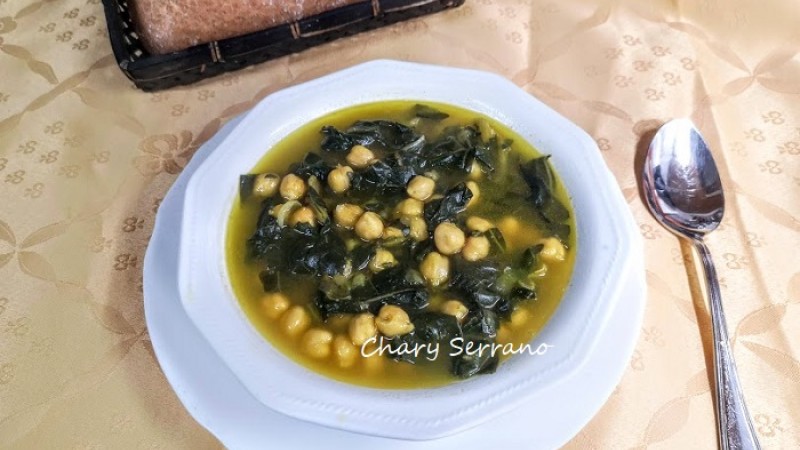 POTAJE DE GARBANZOS Y ACELGAS