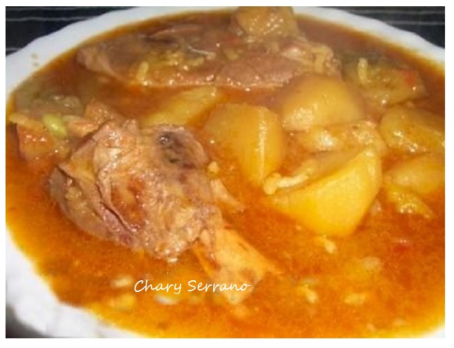 Estofado de cordero con patatas y arroz