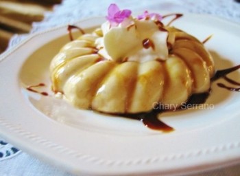 FLAN DE PAN, CANELA Y NATA