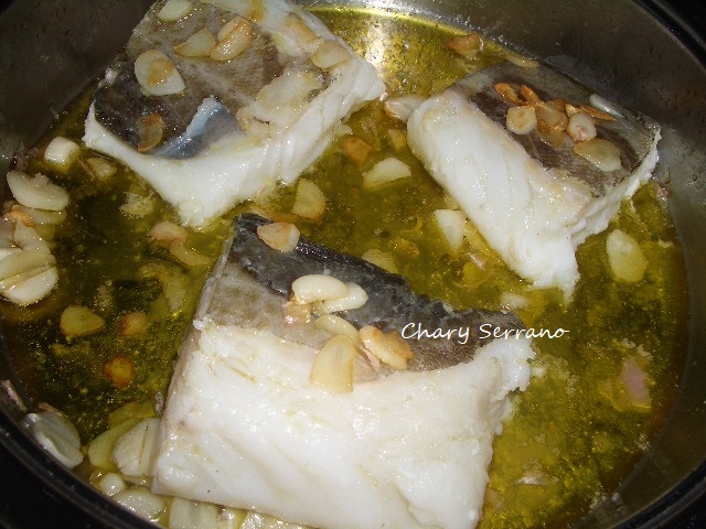 Bacalao confitado al ajo