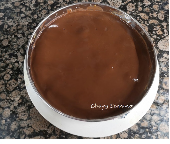 Tarta de chocolate y galletas sin azúcar