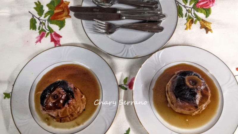 MANZANAS ASADAS CON VINO PX Y  ESPECIAS