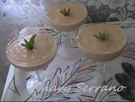 Sorbete de yogur y albaricoque sin azucar sin grasa