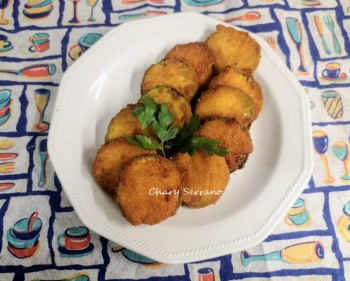 Calabacines fritos, empanados y especiados