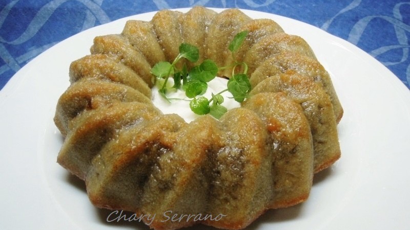 BIZCOCHO DE YOGUR, CANELA Y LIMÓN, GLASEADO, AL MICROONDAS