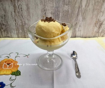 Helado casero de aceite de oliva virgen extra, sin azúcar