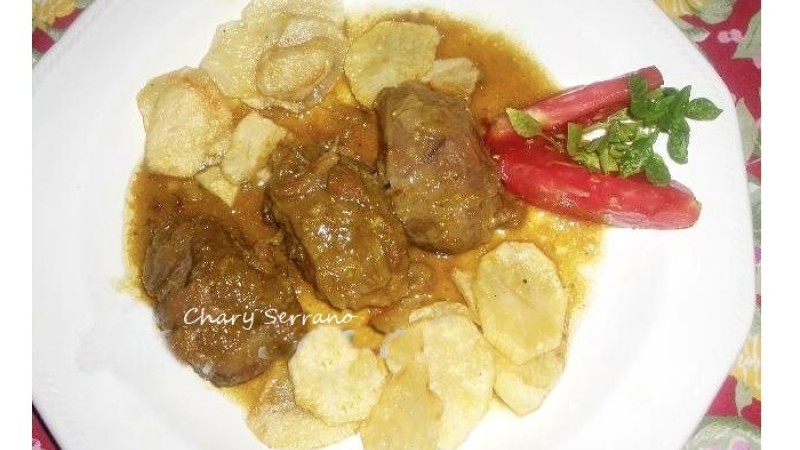 CARRILLADAS EN SALSA DE ALMENDRAS AL VINO OLOROSO