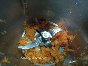 MEDALLONES DE SALMÓN MARINADO Y HORTALIZAS