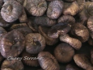 PAN DE HIGO CON ALMENDRAS, RECETA TRADICIONAL