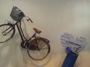 Las Denominaciones de origen cordobesas estuvieron presentes y no podían faltar las degustaciones diarias de jamón ibérico puro 100% bellota de Hinojosa del Duque y de vinos de Montilla-Moriles