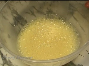 BIZCOCHO DE CACAO Y CAFÉ CON PERLAS DE CHOCOLATE