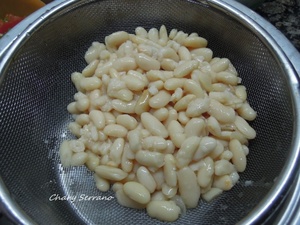 ENSALADA DE ALUBIAS Y ATÚN