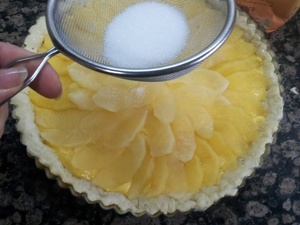 PASTEL FINO CON CREMA Y MANZANA