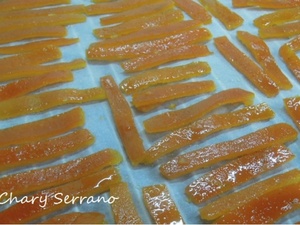 TIRITAS DE NARANJAS CONFITADAS, Y CON CHOCOLATE