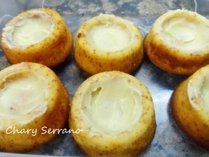 SAVARINES DE CHOCOLATE BLANCO Y FRUTAS ROJAS