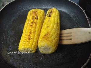 MAZORCAS DE MAÍZ CON AJO Y PIMENTÓN
