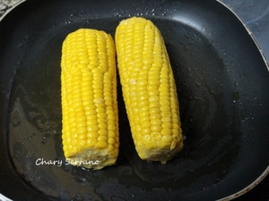 MAZORCAS DE MAÍZ CON AJO Y PIMENTÓN