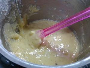 BIZCOCHO DE CHOCOLATE BLANCO Y AVELLANAS (Microondas)