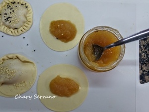 EMPANADITAS DE MANZANA Y SÉSAMO