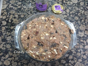 POLLO CAMPERO ASADO RELLENO, CON CEBOLLA NEGRA