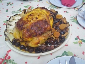 POLLO CAMPERO ASADO RELLENO, CON CEBOLLA NEGRA