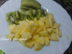 CESTITAS DE NARANJA, RELLENAS DE FRUTA