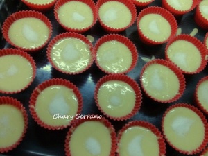 MAGDALENAS DE CALABAZA CON COBERTURA DE CHOCOLATE Y ALMENDRA