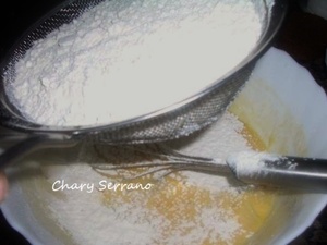 MAGDALENAS DE CALABAZA CON COBERTURA DE CHOCOLATE Y ALMENDRA