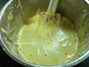 MAGDALENAS DE CALABAZA CON COBERTURA DE CHOCOLATE Y ALMENDRA