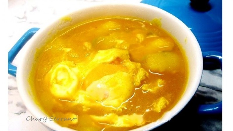 PATATAS GUISADAS CON BACALAO Y HUEVO