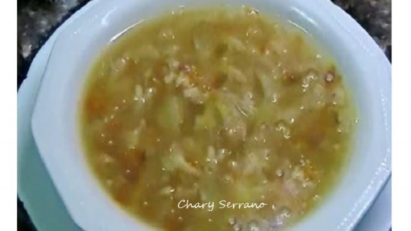 SOPA DE VERDURAS CON ARROZ Y JAMÓN  “Mesa para 7.000 millones”,