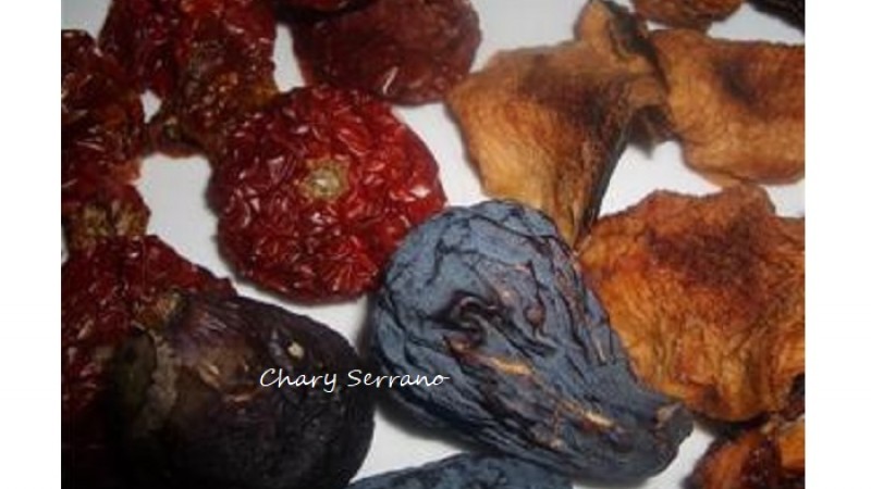 SECADO DE TOMATES, HIGOS Y MELOCOTONES