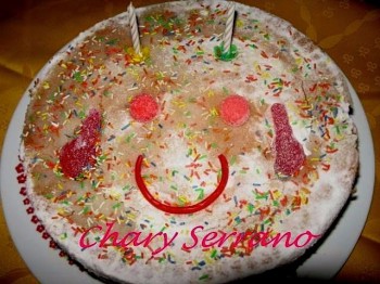 TARTA DE CUMPLEAÑOS DE CREMA Y CHOCOLATE