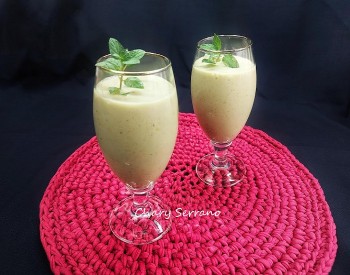 Batido de aguacate, plátano y orejones