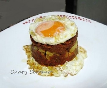 MOLDE DE ALBORONIA  Y HUEVO