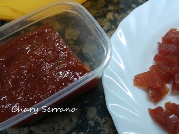 MOUSSE DE NATA Y YOGUR CON MEMBRILLO Y ALMENDRAS