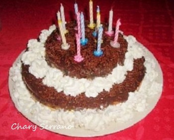 TARTA DE CUMPLEAÑOS DE DOS PISOS